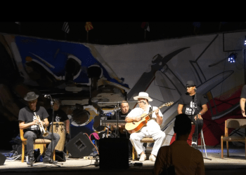 Црне Мамбе на новој бини у Енглеском дому (ВИДЕО)