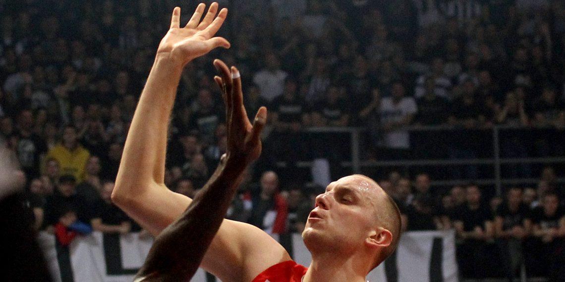 КК Црвена звезда одбранила Титулу у Нишу (ФОТО)