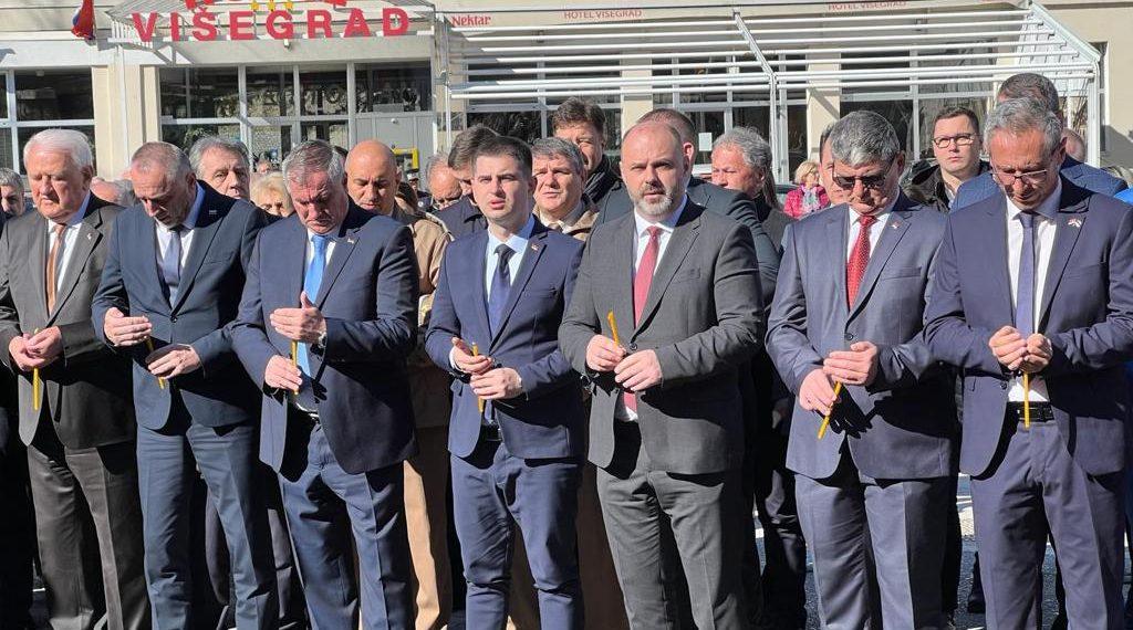 ОБЕЛЕЖЕНО 220 ГОДИНА ОД ПОДИЗАЊА ПРВОГ СРПСКОГ УСТАНКА И ДАН БОРАЦА У ВИШЕГРАДУ