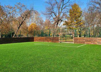 ОБНОВЉЕН СПОРТСКИ ТЕРЕН У СЦ ЧАИР – НОВИ КОРАК КА РАЗВОЈУ СПОРТА У НИШУ