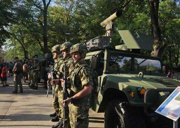 СВЕЧАНЕ МАМОФЕСТАЦИЈЕ ШИРОМ ЗЕМЉЕ У ЧАСТ И САЛВУ СРПСКЕ ДРЖАВНОСТИ И ТРАДИЦИЈЕ