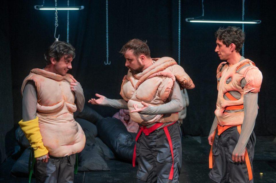 01 NP PRASE 178 CAM A001 1170X778 1 У НАРОДНОМ ПОЗОРИШТУ У НИШУ ГЛУМЦИ И АУТОРИ О ПРЕДСТАВИ „ПРАСЕТИНА НА 178 НАЧИНА“