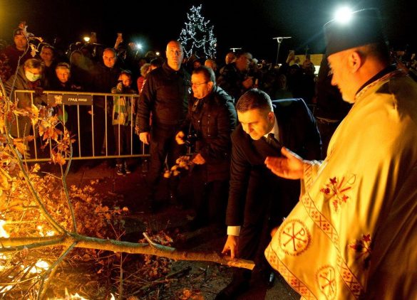 5 ЛОМЉЕЊЕ ЧЕСНИЦЕ У ОРГАНИЗАЦИЈИ ГРАДСКЕ ОПШТИНЕ МЕДИЈАНА И НИШКЕ ЕПАРХИЈЕ (ВИДЕО)