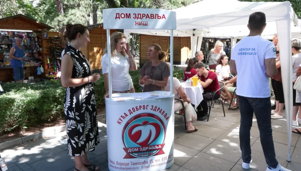 SCREENSHOT 2026 08 02 151847 БЕСПЛАТНИ ПРЕГЛЕДИ И ВЕЛИКО ИНТЕРЕСОВАЊЕ ГРАЂАНА: У НИШКОЈ БАЊИ ОДРЖАН 17. БАЗАР ЗДРАВЉА