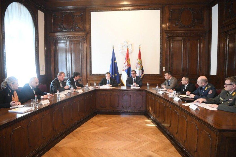 BIRO BEZBEDNOST СЛОБОДАН ДАН ЗА ЗАПОСЛЕНЕ НА ДРУГИ ДАН БОЖИЋА